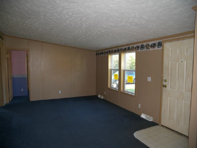 81 East M S R3E Lane, Unit RIDINGER Pierceton, IN 46562 - Photo 2 of 9 Gallery Image 2