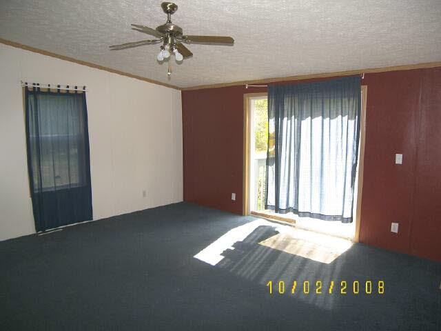 81 East M S R3E Lane, Unit RIDINGER Pierceton, IN 46562 - Photo 5 of 9 Gallery Image 5