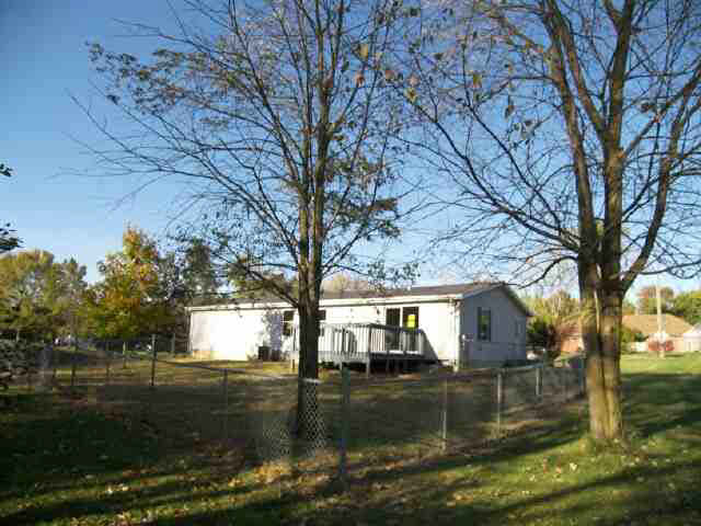 81 East M S R3E Lane, Unit RIDINGER Pierceton, IN 46562 - Photo 8 of 9 Gallery Image 8