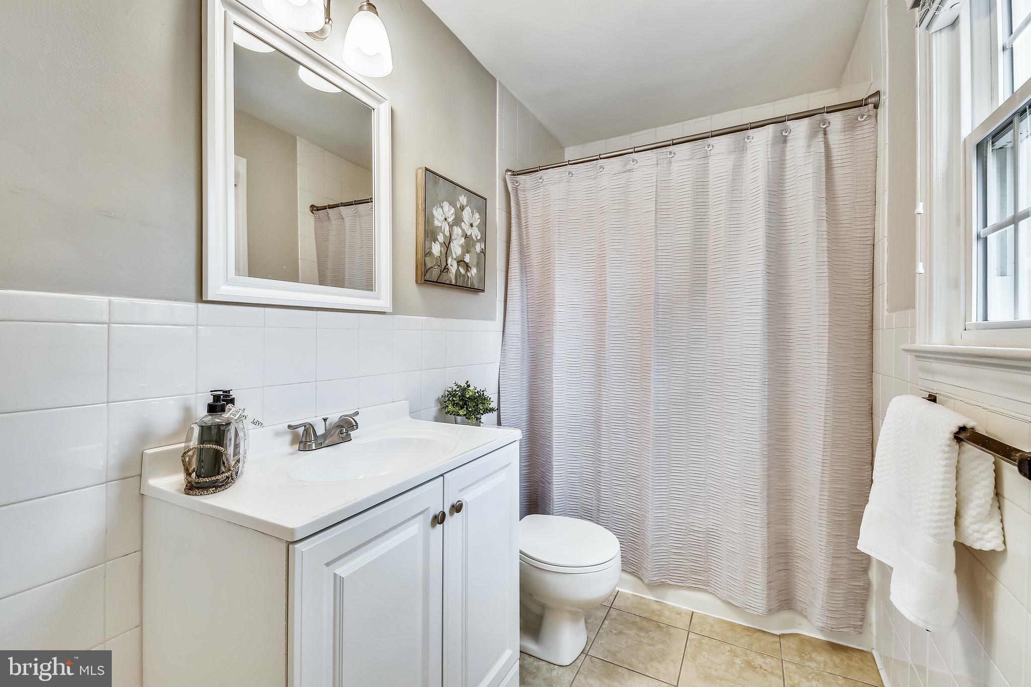 10108 Pierce Drive Silver Spring, MD 20901 - Photo 21 of 64 main level full bathroom