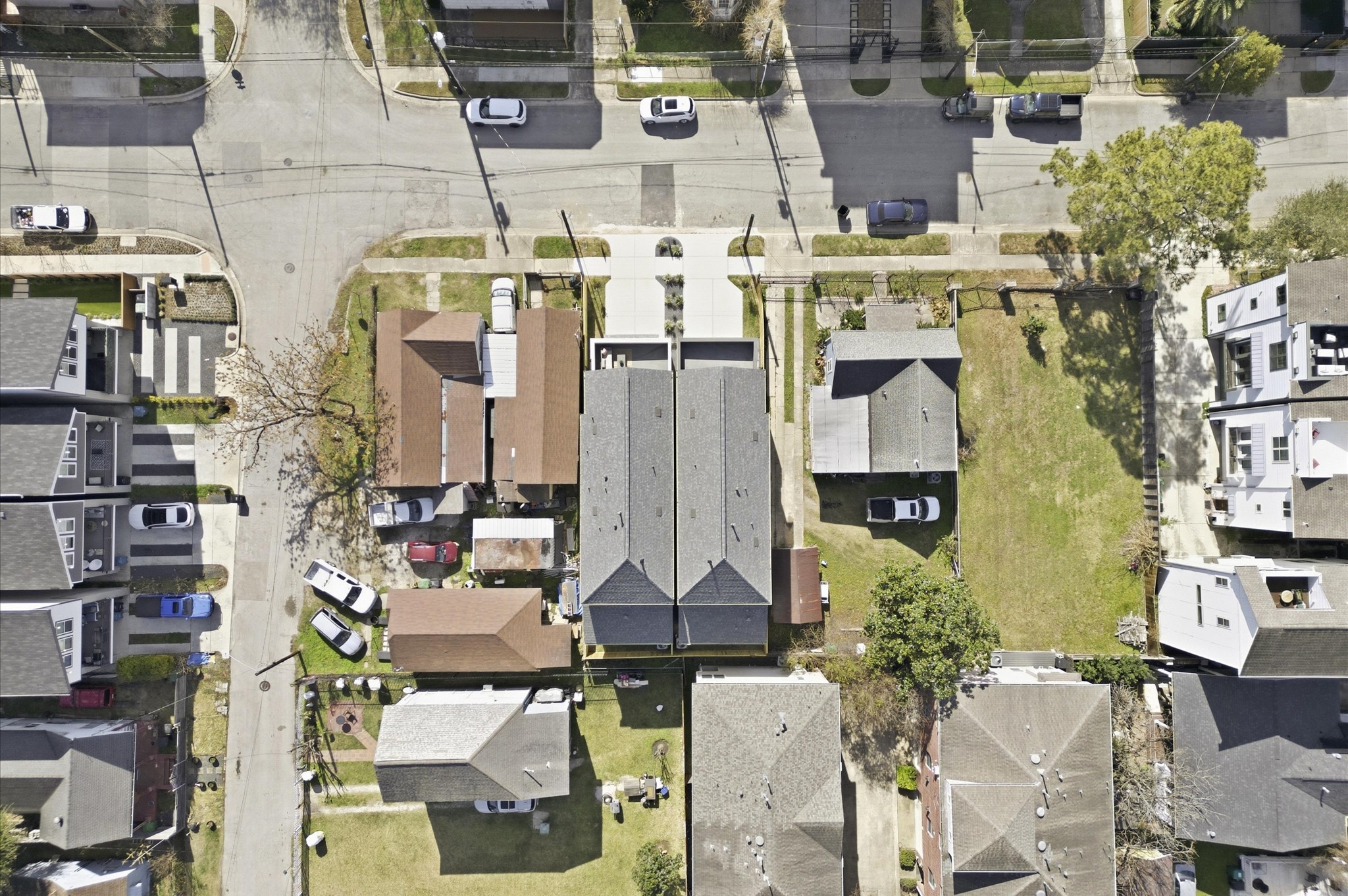 1308 Edwards Street, Unit A Houston, TX 77007 - Photo 34 of 39 Second aerial view