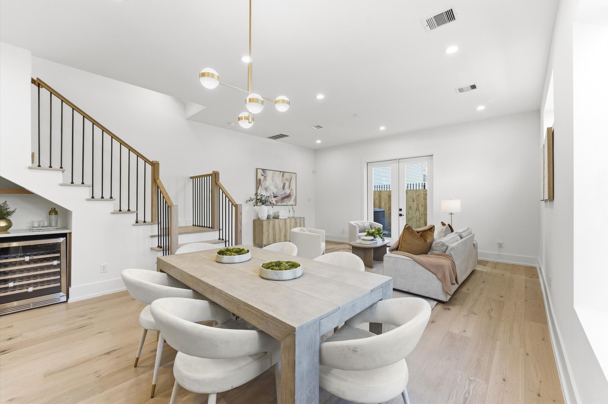 1308 Edwards Street, Unit A Houston, TX 77007 - Photo 5 of 39 Dining room second view