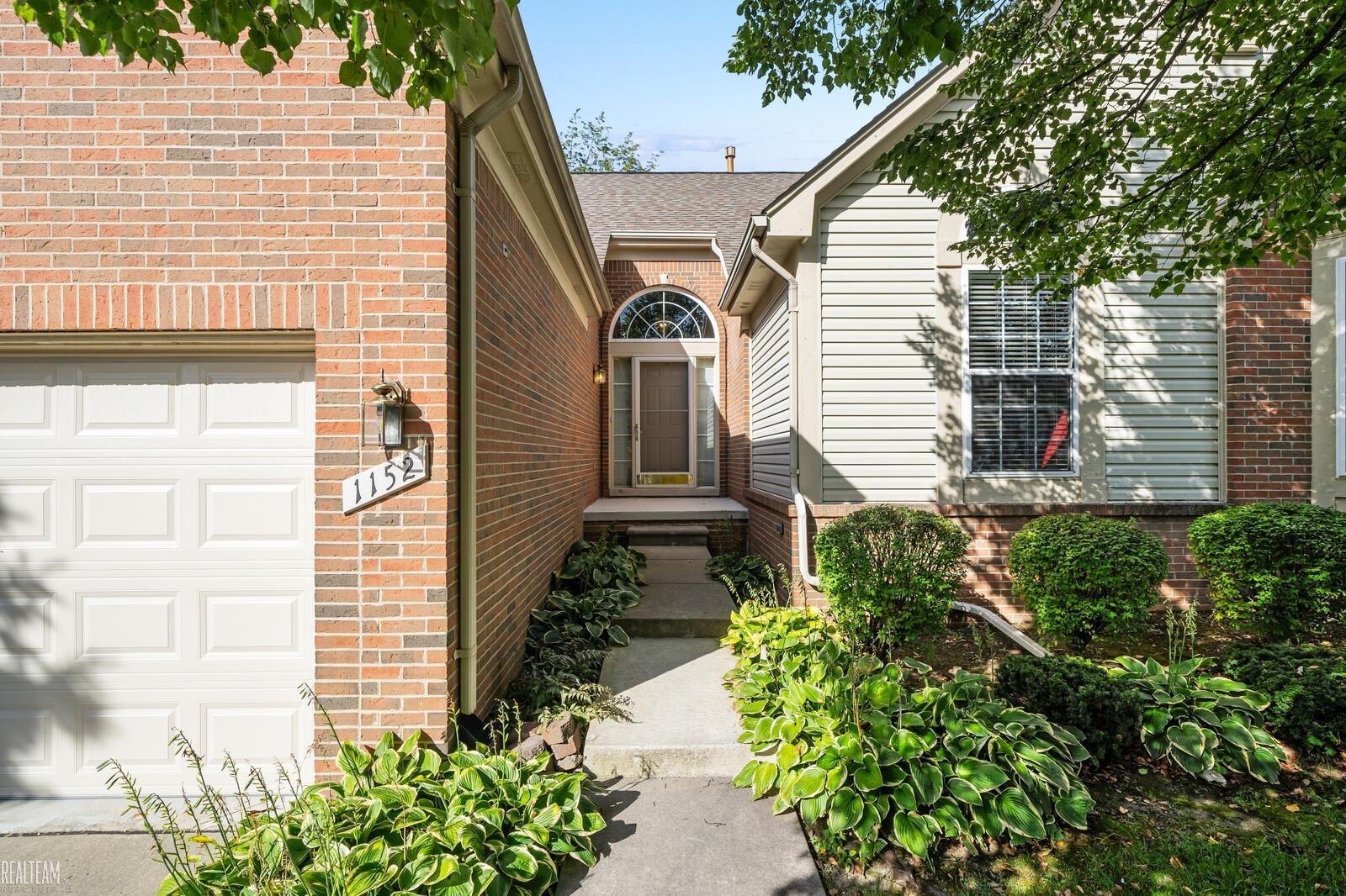 1152 Churchill Circle Rochester, MI 48307 - Photo 35 of 35 50160376-77F425EA-CA72-4167-9A5E-1A5BD82DADB5.JPG