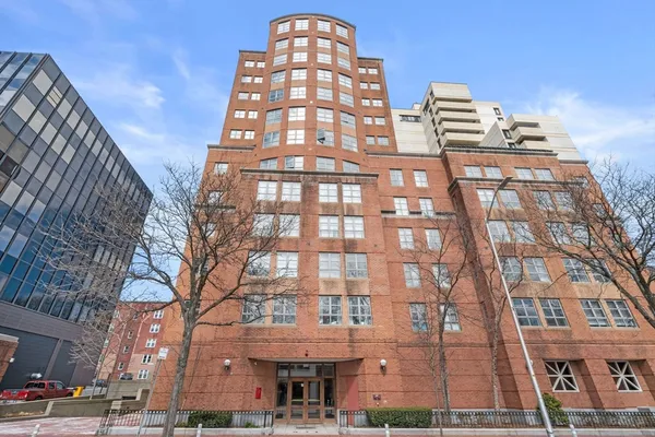 $3,400 | 931 Massachusetts Avenue, Unit 306, Cambridge, MA 02139