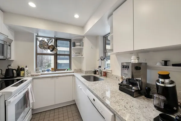 $3,400 | 931 Massachusetts Avenue, Unit 306, Cambridge, MA 02139