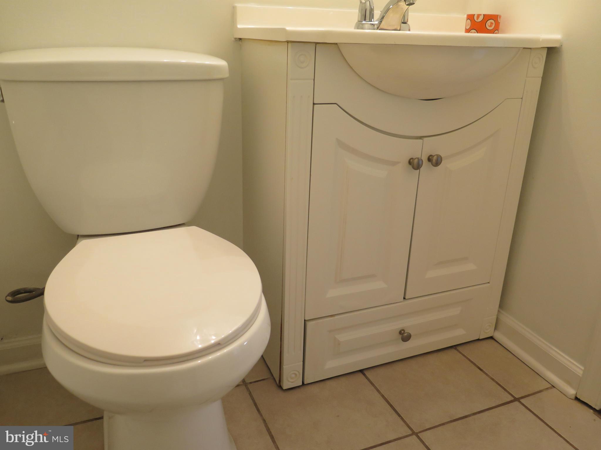 2405 Zion Road Halethorpe, MD 21227 - Photo 24 of 26 Bath