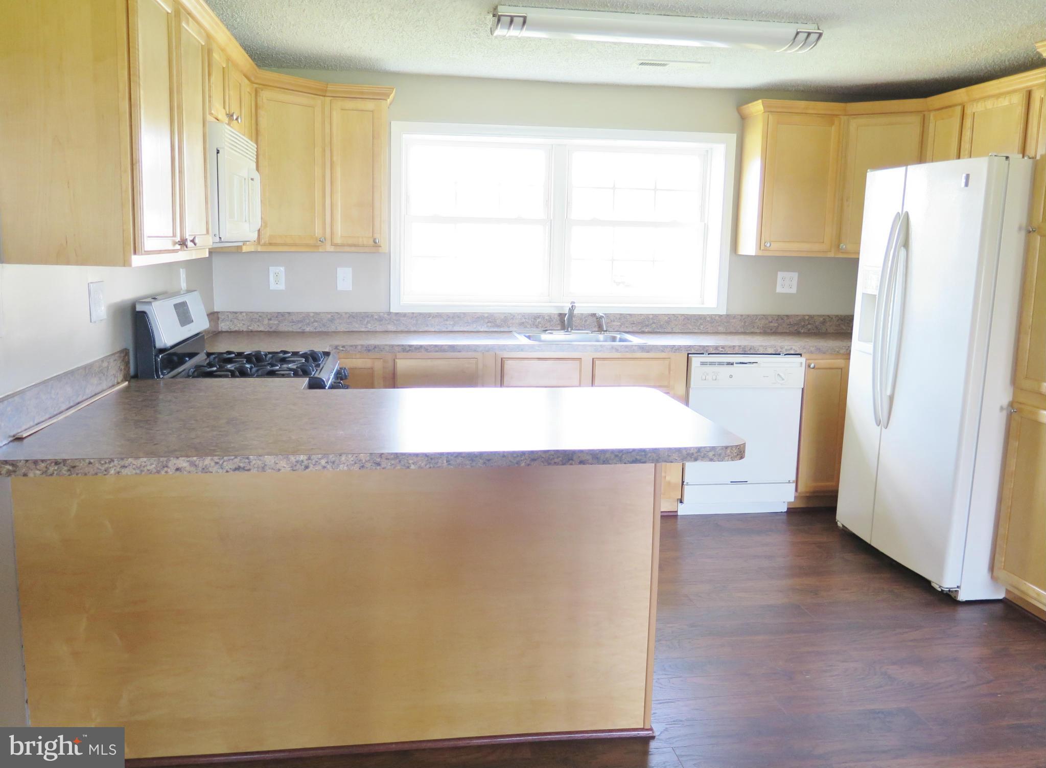 2405 Zion Road Halethorpe, MD 21227 - Photo 5 of 26 Kitchen