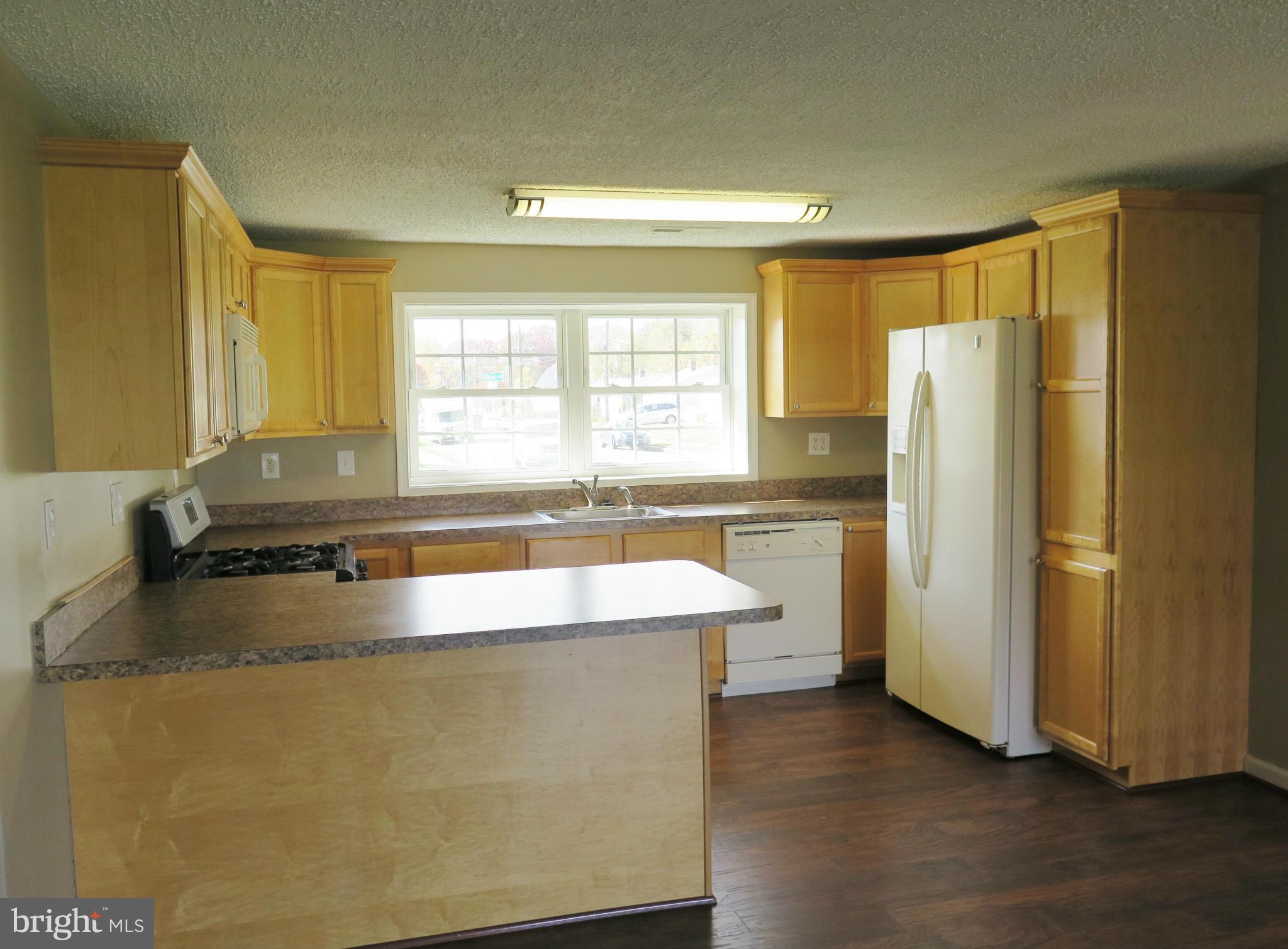 2405 Zion Road Halethorpe, MD 21227 - Photo 8 of 26 Kitchen