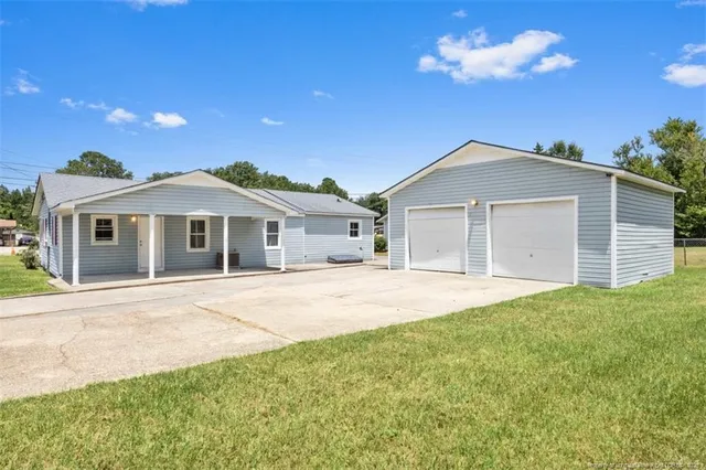 $192,000 | 5645 Camden Road, Hope Mills, NC 28348