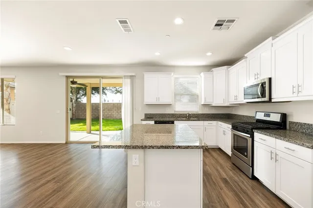 $3,500 | 30041 Leeward Court, Menifee, CA 92584