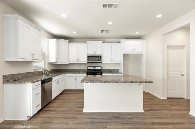 $3,500 | 30041 Leeward Court, Menifee, CA 92584