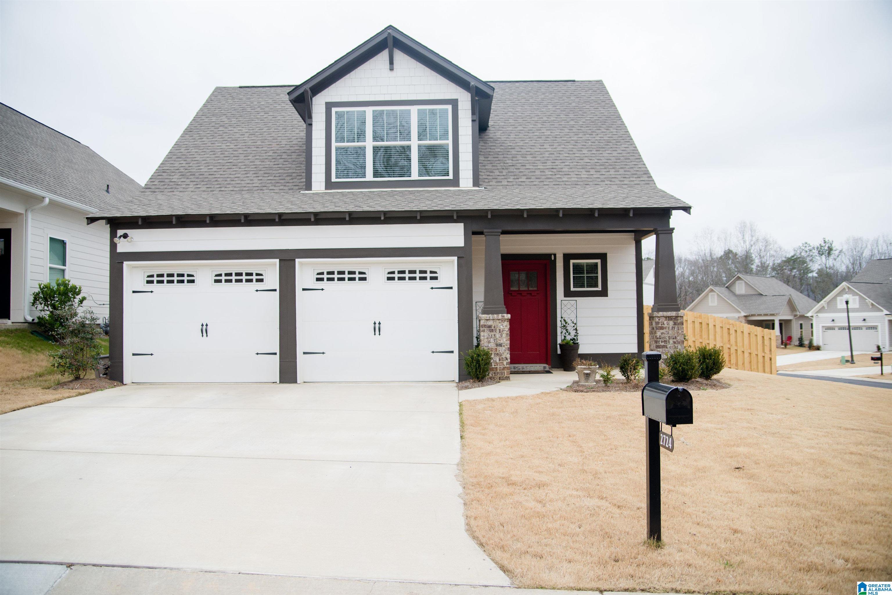 2724 Village Lane Birmingham, AL 35211 - Photo 1 of 26