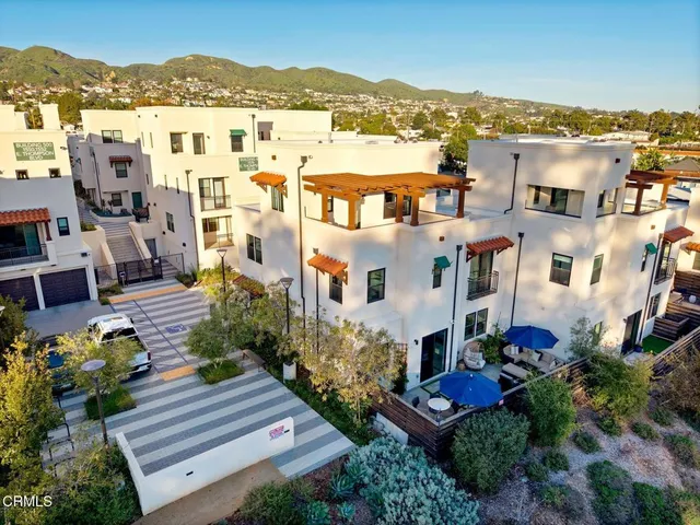 $1,365,000 | 1578 East Thompson Boulevard, Ventura, CA 93001