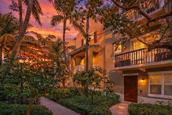 $845,000 | 109 East Coda Circle, Delray Beach, FL 33444
