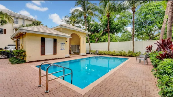 $845,000 | 109 East Coda Circle, Delray Beach, FL 33444