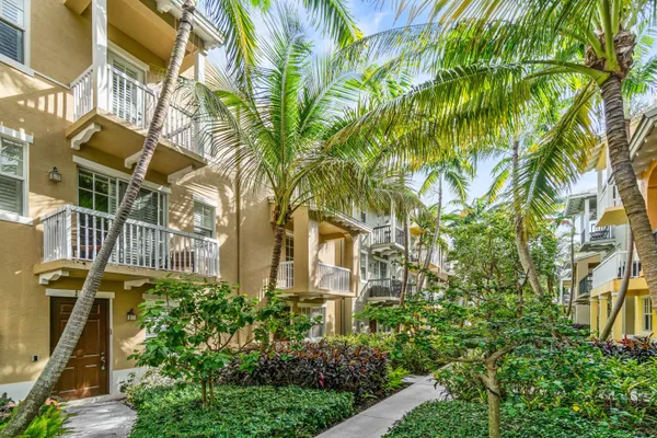 $845,000 | 109 East Coda Circle, Delray Beach, FL 33444