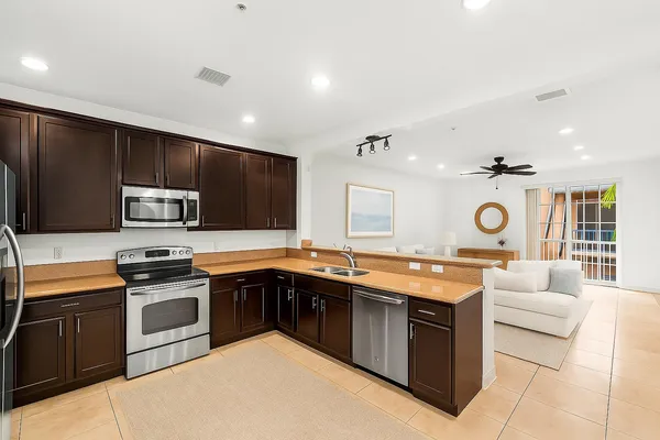 $845,000 | 109 East Coda Circle, Delray Beach, FL 33444