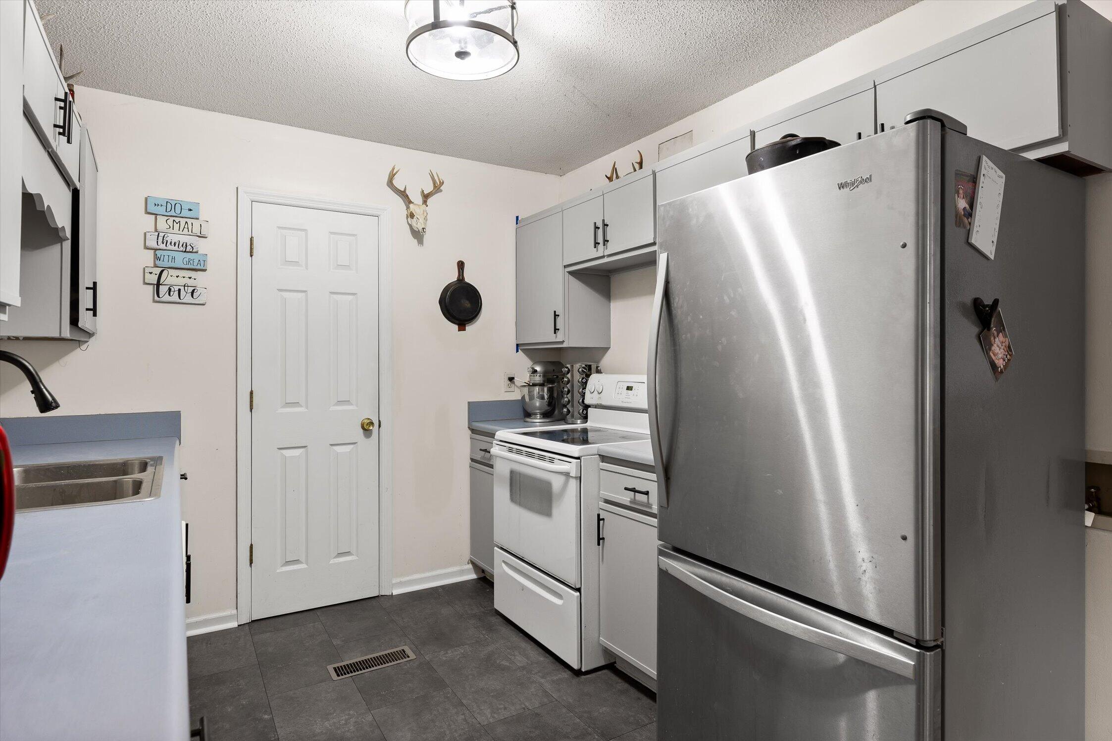 1884 Peavine Road Rock Spring, GA 30739 - Photo 15 of 29 17-1884 Peavine-9