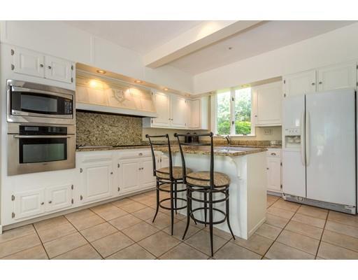 943 Washington Street Canton, MA 02021 - Photo 12 of 30 Gallery Image 12