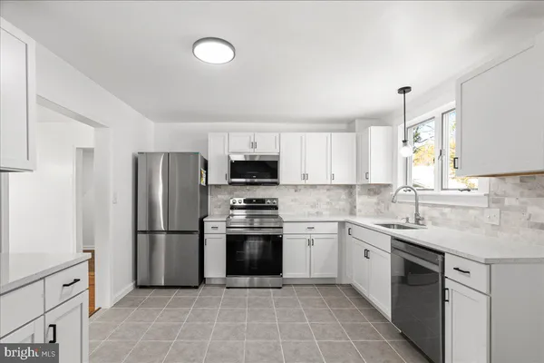 $424,900 | 1025 South Loudoun Street, Winchester, VA 22601