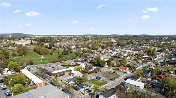 $424,900 | 1025 South Loudoun Street, Winchester, VA 22601