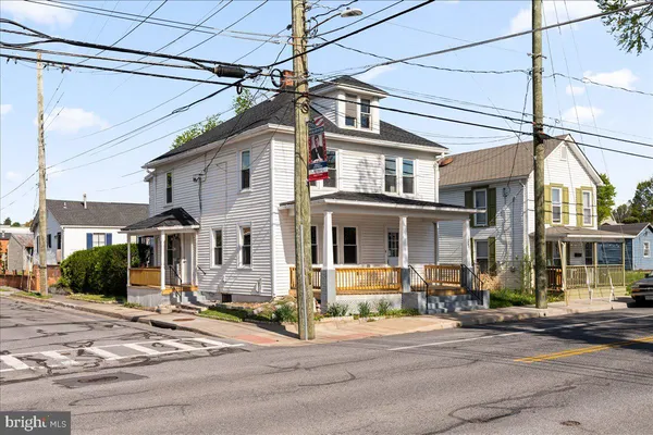 $424,900 | 1025 South Loudoun Street, Winchester, VA 22601