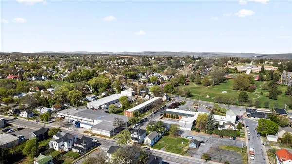 $424,900 | 1025 South Loudoun Street, Winchester, VA 22601