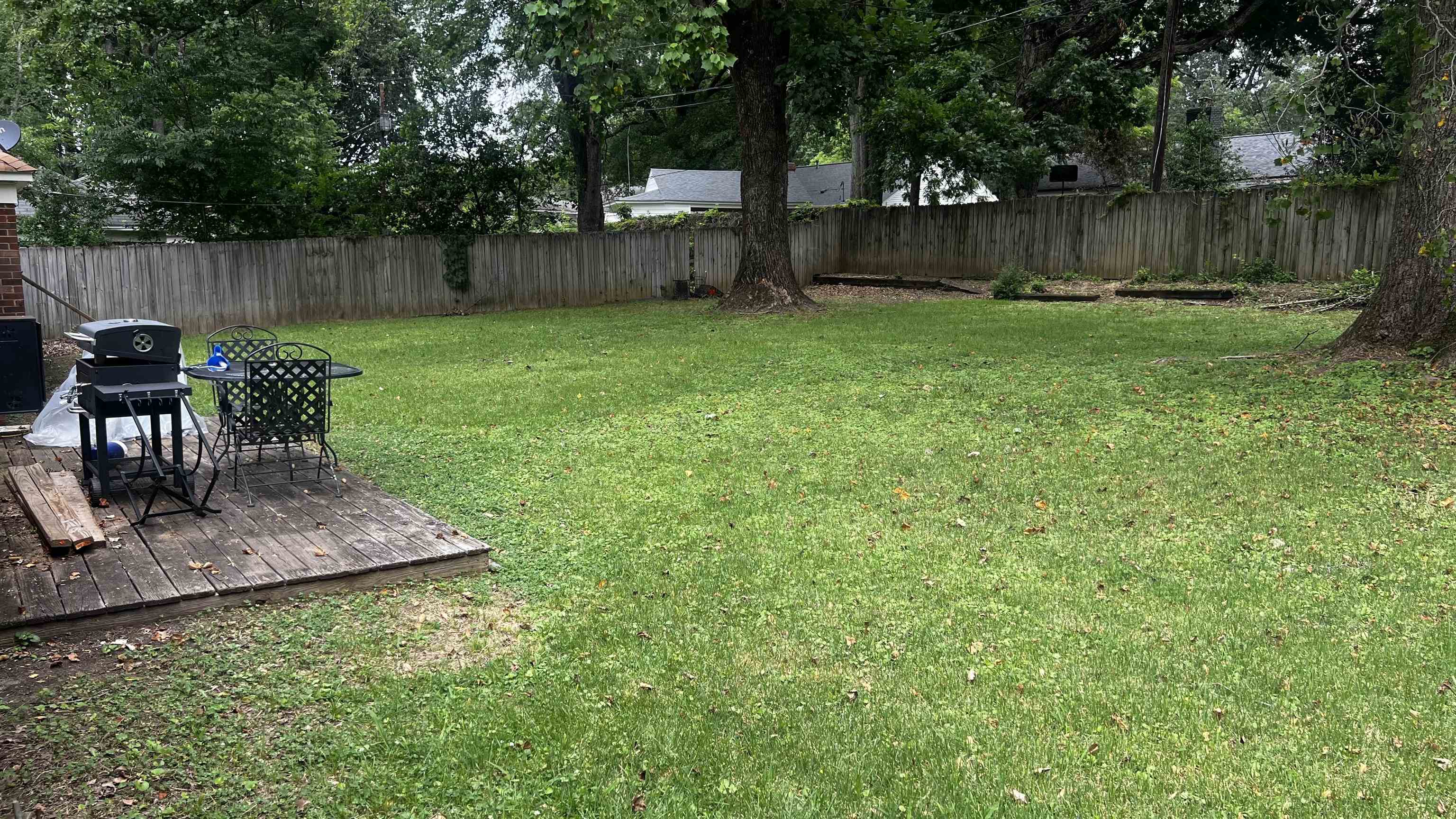 3122 Kirkcaldy Road Memphis, TN 38128 - Photo 16 of 16 View of yard featuring a deck