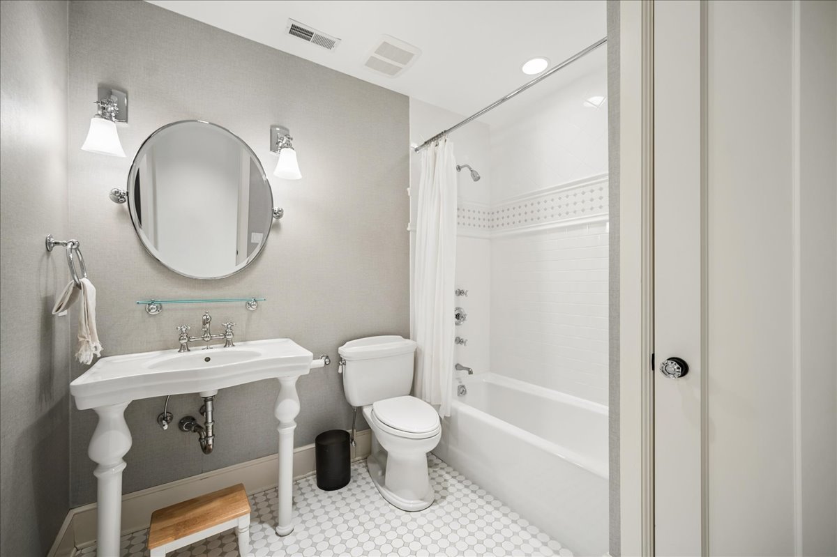 779 Bob-O-Link Road Highland Park, IL 60035 - Photo 36 of 44