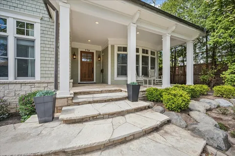 $3,200,000 | 779 Bob-O-Link Road, Highland Park, IL 60035
