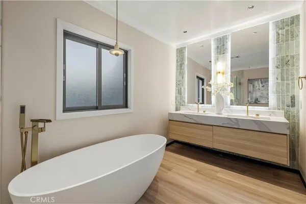 $2,699,000 | 18057 Medley Drive, Encino, CA 91316