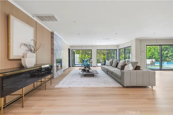 $2,699,000 | 18057 Medley Drive, Encino, CA 91316