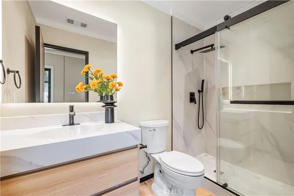 $2,699,000 | 18057 Medley Drive, Encino, CA 91316