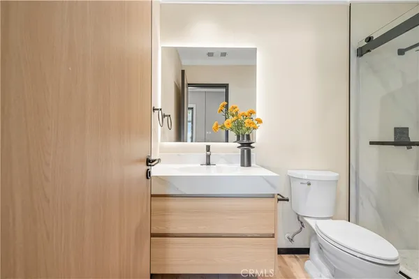 $2,699,000 | 18057 Medley Drive, Encino, CA 91316