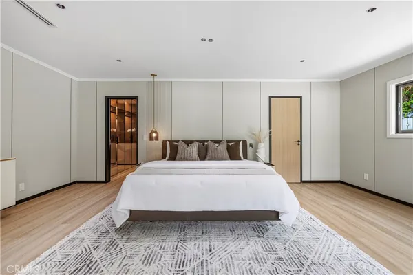 $2,699,000 | 18057 Medley Drive, Encino, CA 91316