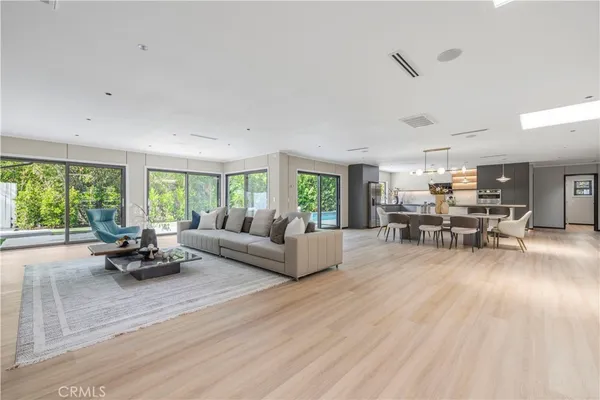$2,699,000 | 18057 Medley Drive, Encino, CA 91316