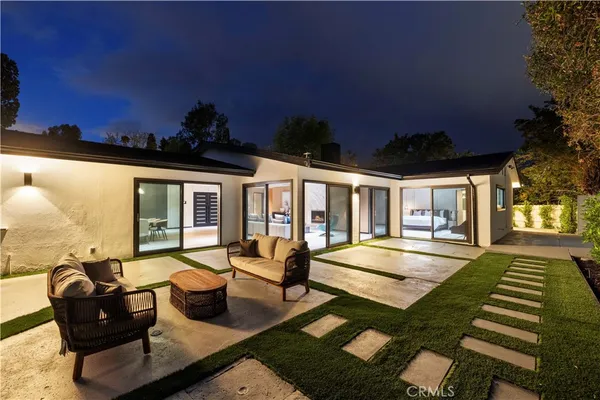 $2,699,000 | 18057 Medley Drive, Encino, CA 91316