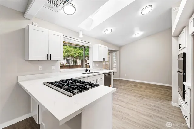 $1,025,000 | 604 213th Street Southwest, Bothell, WA 98021