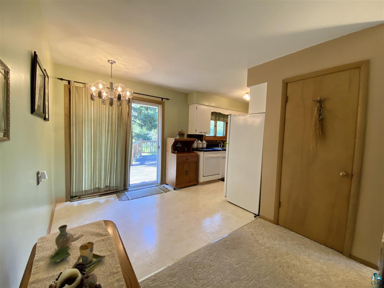 2713 Morris Thomas Road Duluth, MN 55811 - Photo 8 of 27 Dining Room