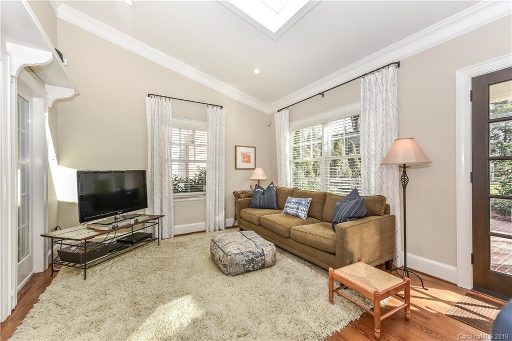 3901 Ayscough Road Charlotte, NC 28211 - Photo 12 of 36 Gallery Image 12