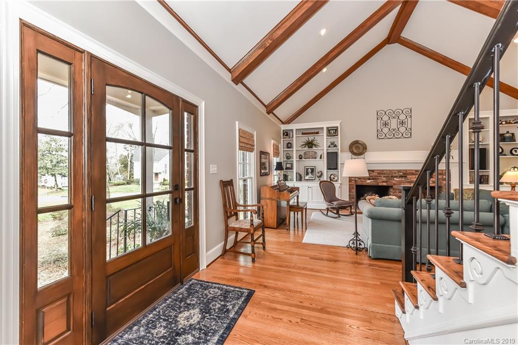 3901 Ayscough Road Charlotte, NC 28211 - Photo 4 of 36 Gallery Image 4