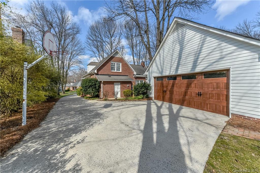 3901 Ayscough Road Charlotte, NC 28211 - Photo 34 of 36 Gallery Image 34