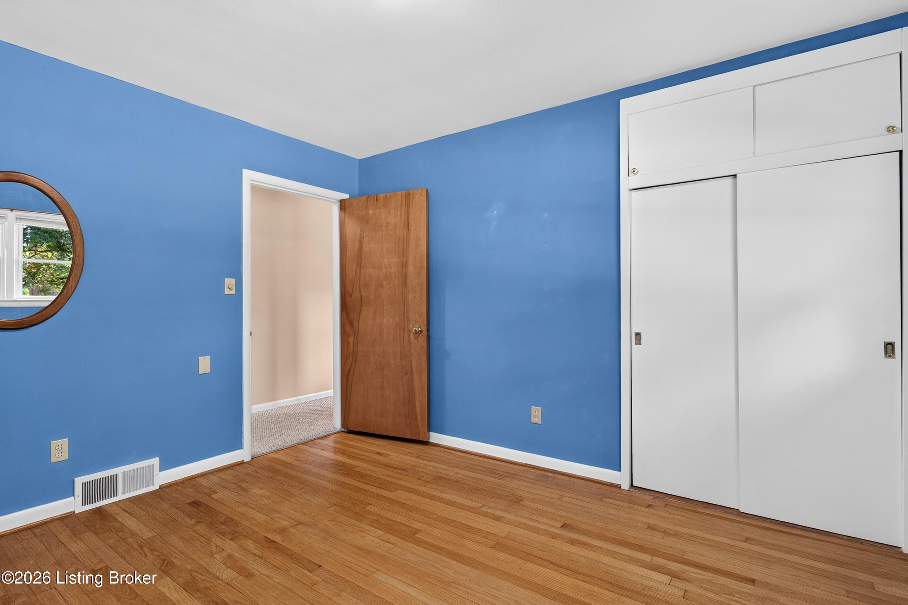 7203 Boxwood Road Louisville, KY 40222 - Photo 34 of 56 Blue bedroom