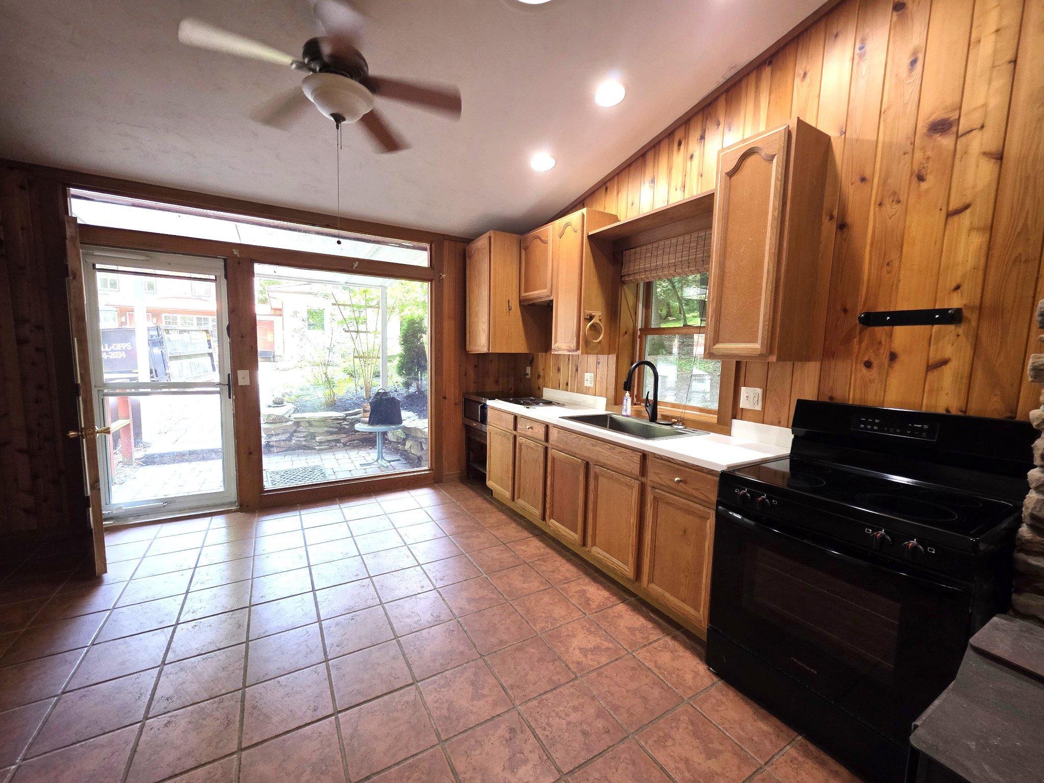 1178 Church Road Orrtanna, PA 17353 - Photo 40 of 77 apartment kitchen