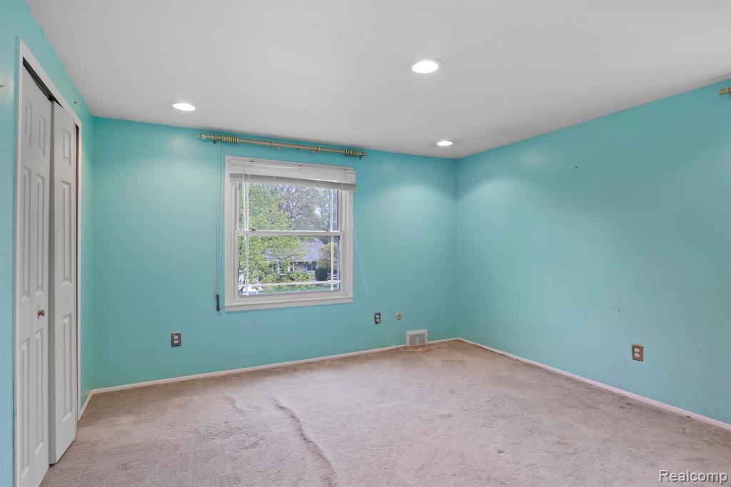19048 Stonewood Road Riverview, MI 48193 - Photo 27 of 42 Gallery Image 27