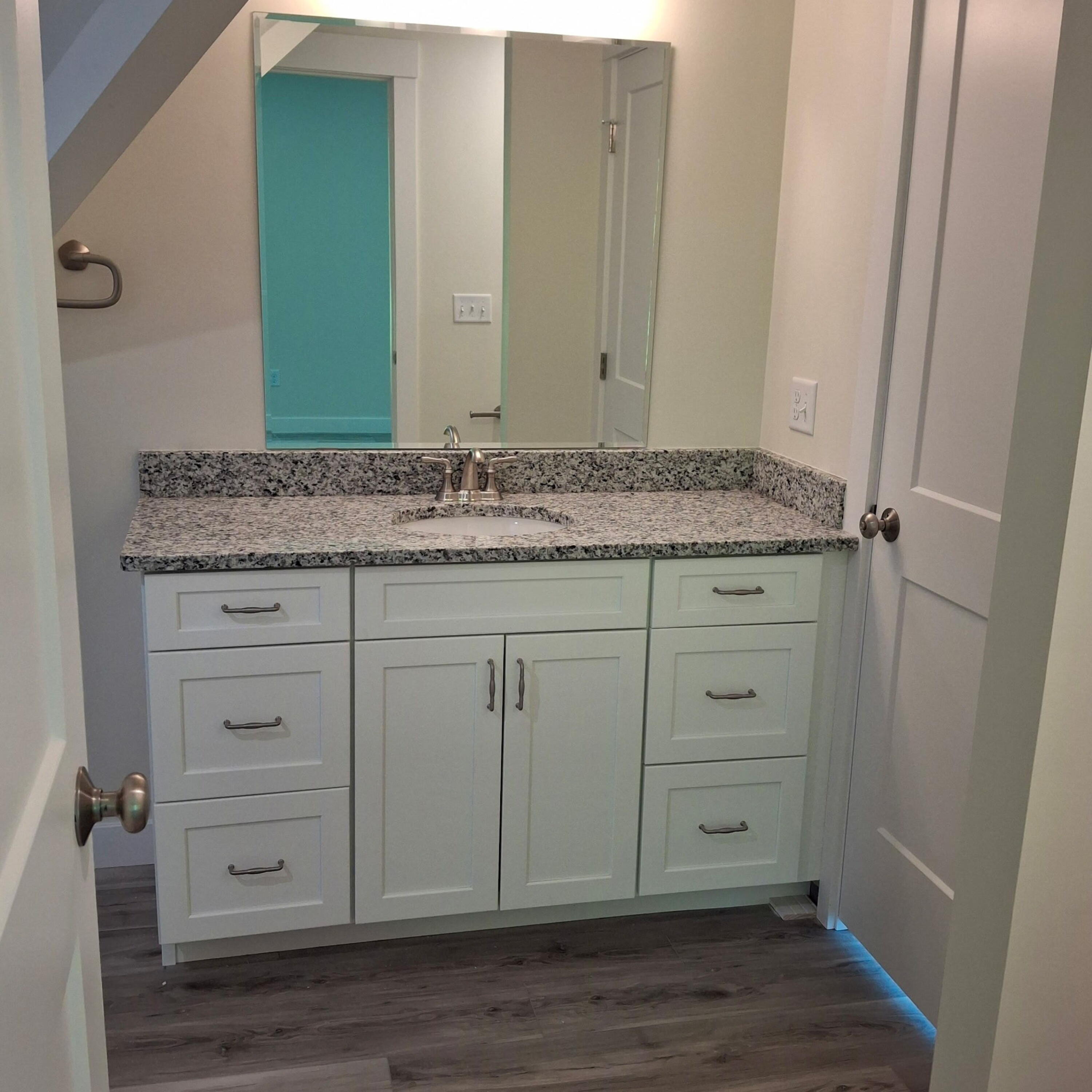 7 Apex Drive, Unit 2 Westbrook, ME 04092 - Photo 15 of 24 Full Bathroom