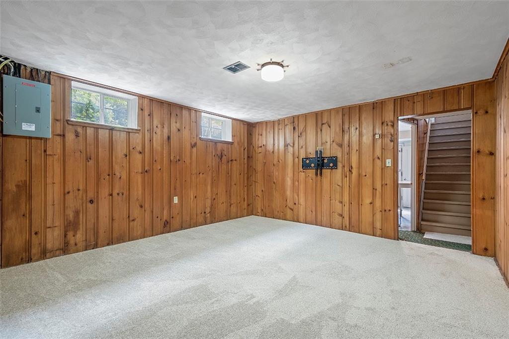 228 Connecting Road Pittsburgh, PA 15228 - Photo 23 of 25 Gallery Image 23
