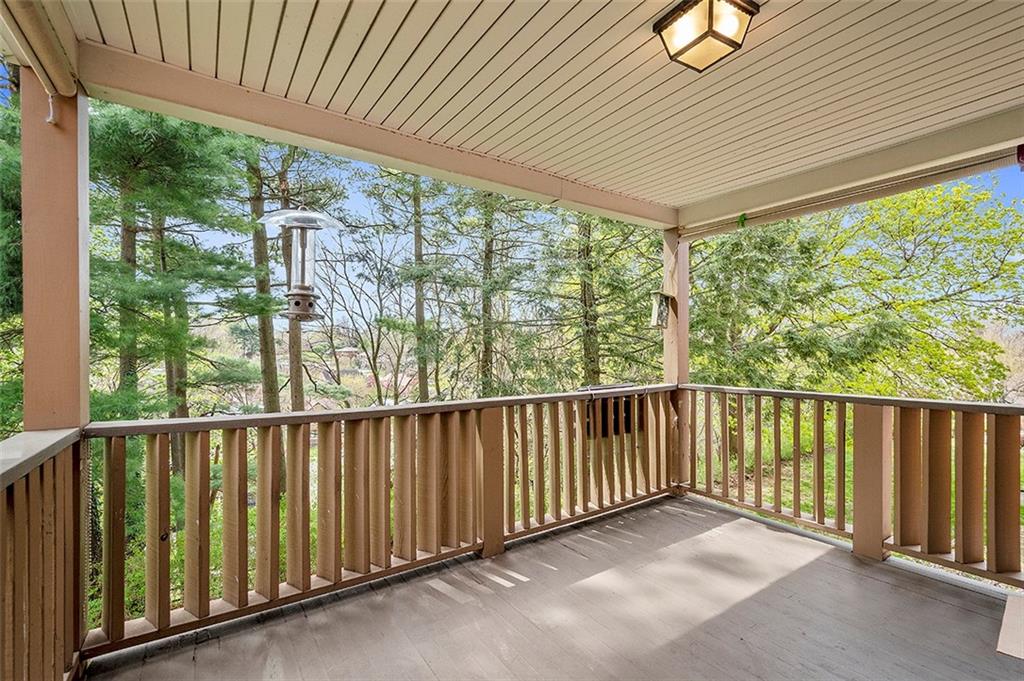 228 Connecting Road Pittsburgh, PA 15228 - Photo 24 of 25 Gallery Image 24