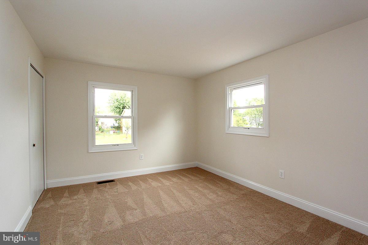 6567 Cornell Road Bryans Road, MD 20616 - Photo 11 of 20 Living Room