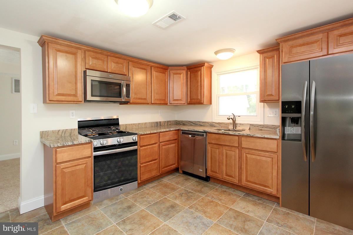 6567 Cornell Road Bryans Road, MD 20616 - Photo 5 of 20 Kitchen